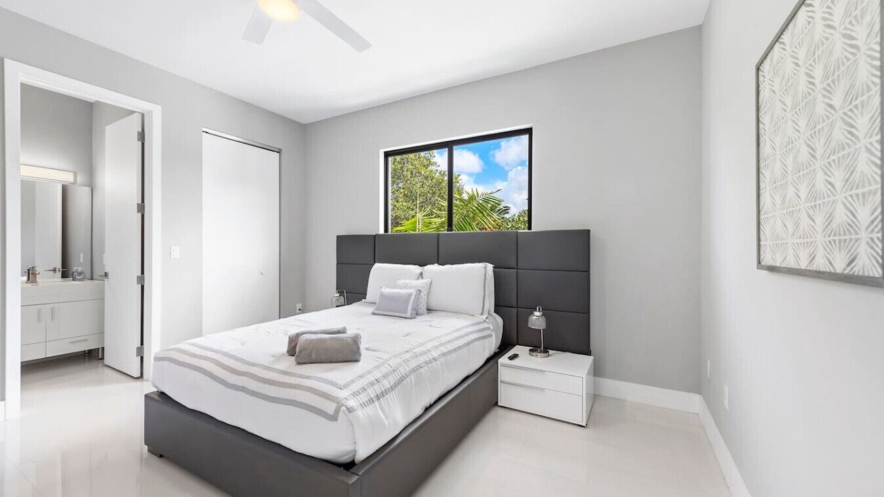 Photo of Bedroom in South Miami