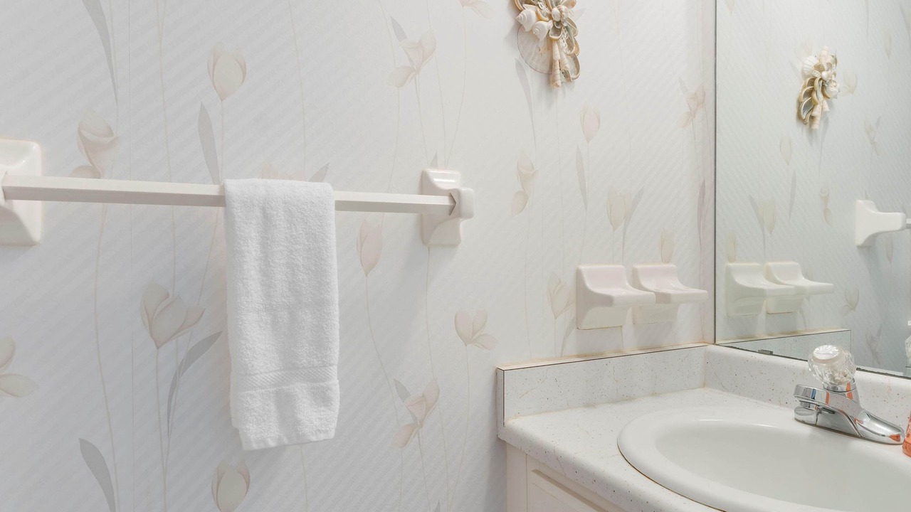 Photo of Bathroom in Avon By The Sea
