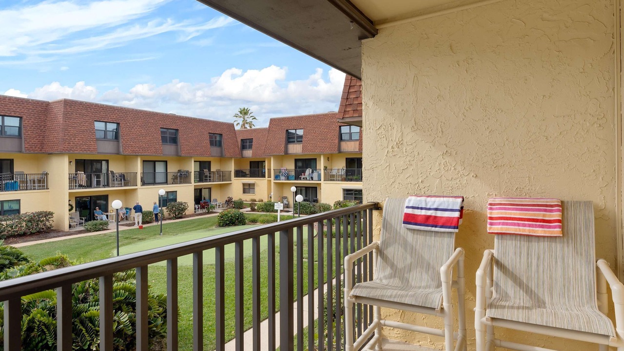 Photo of Patio Balcony in Avon By The Sea