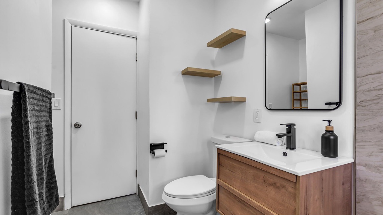 Photo of Bathroom in Coral Terrace