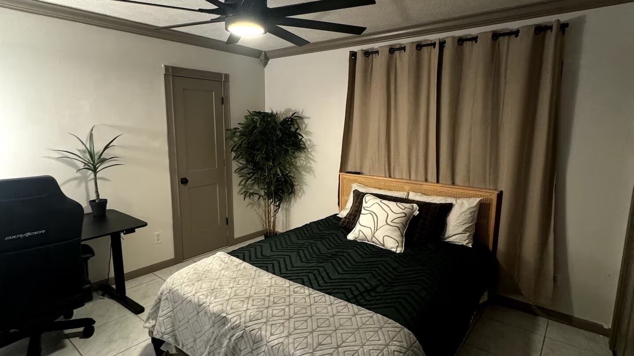Photo of Bedroom in Stuart