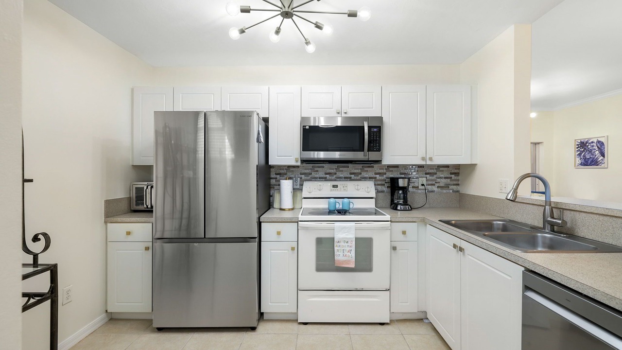 Photo of Kitchen in Beachwalk Isles