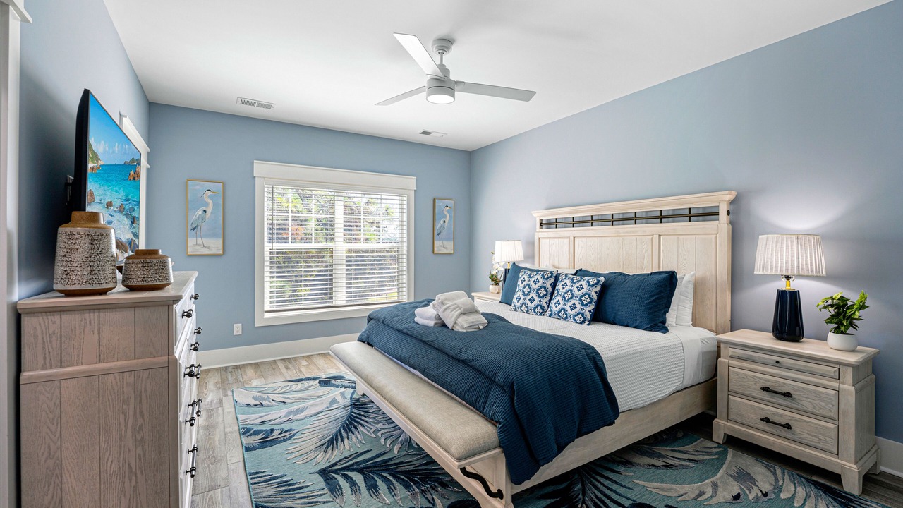 Photo of Bedroom in Folly Field