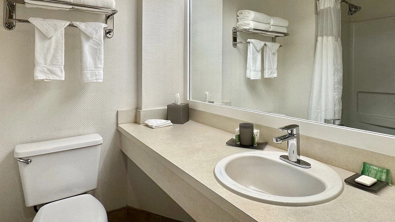 Photo of Bathroom in Pinellas Point