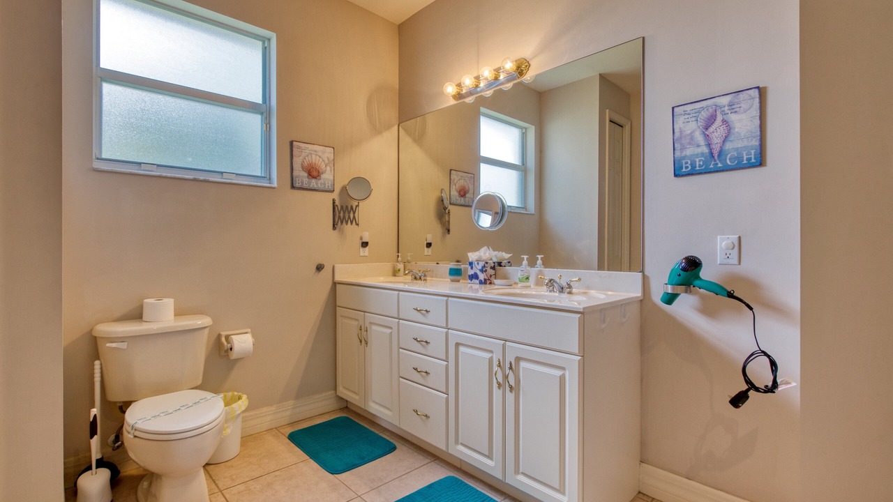 Photo of Bathroom in Cape Coral