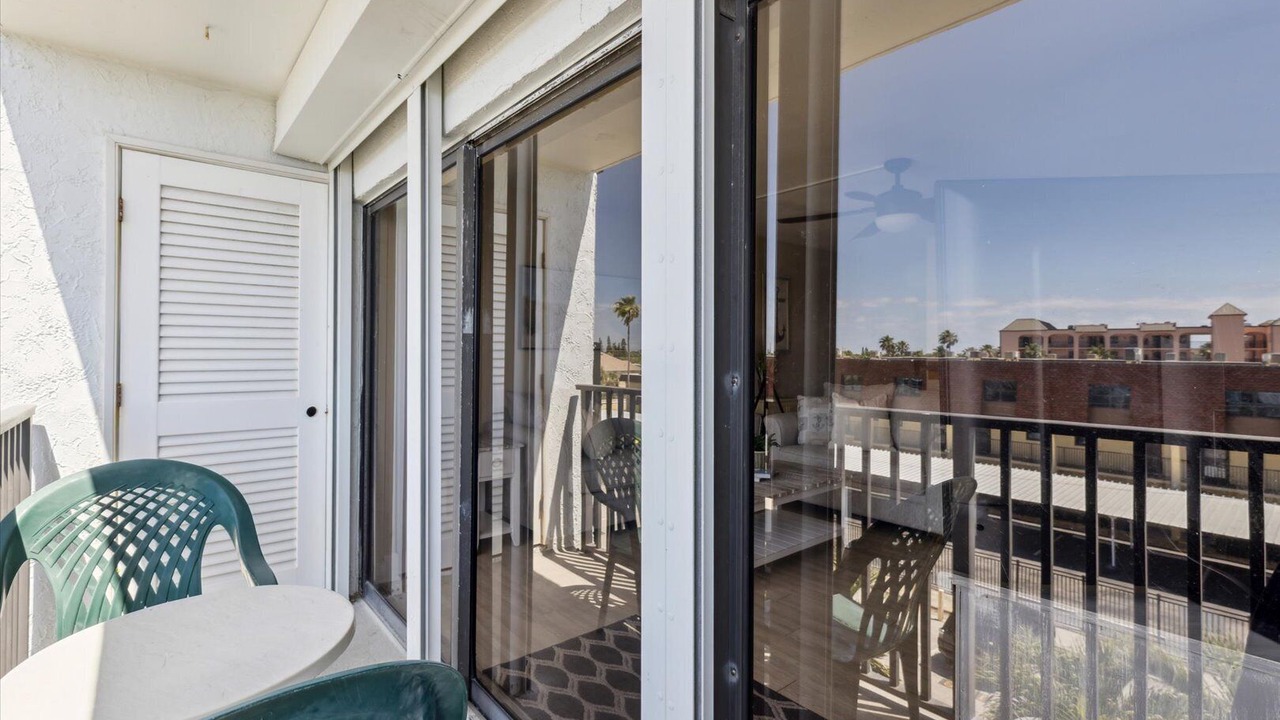 Photo of Patio Balcony in Avon By The Sea