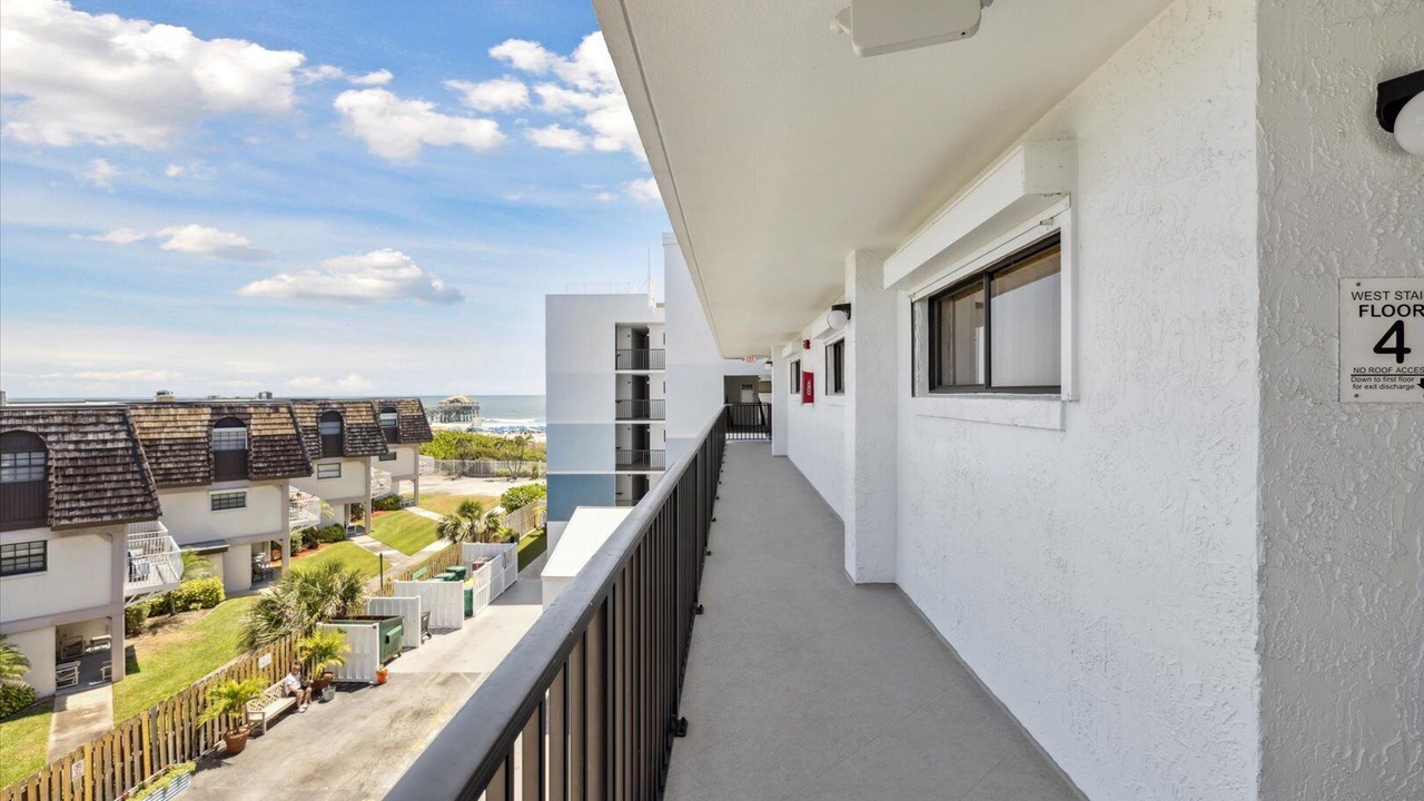 Photo of Patio Balcony in Avon By The Sea