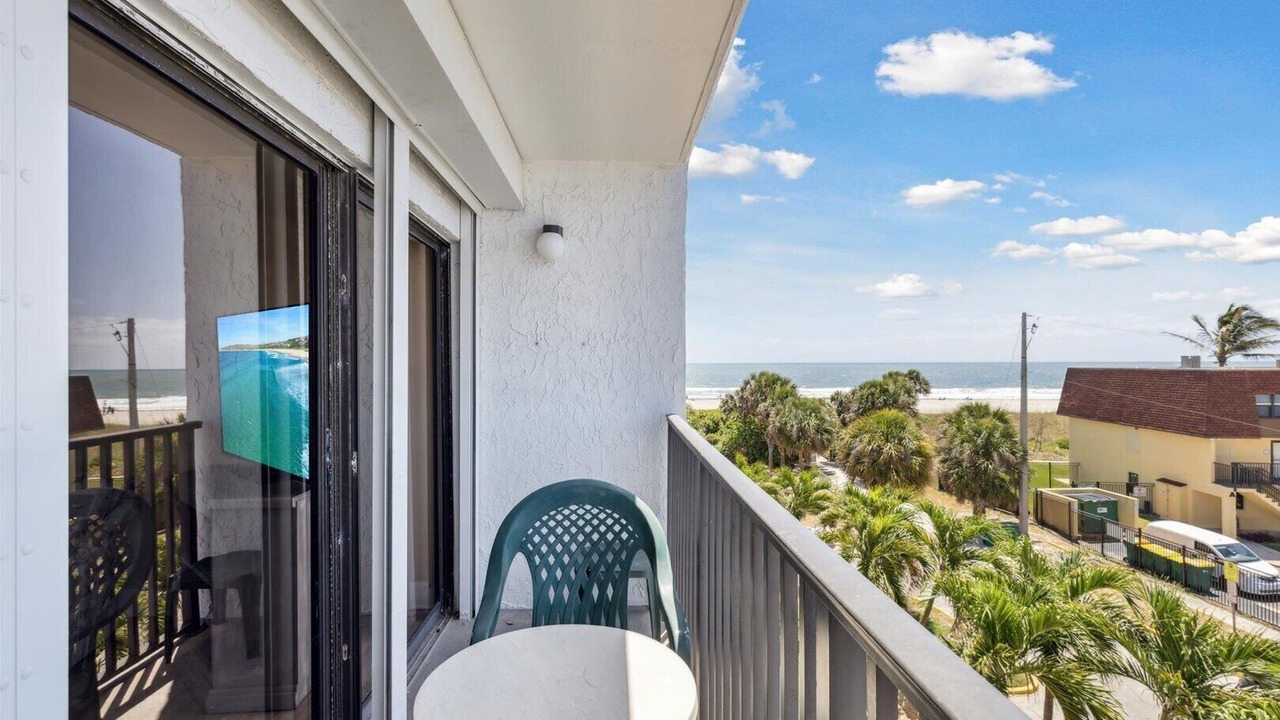 Photo of Patio Balcony in Avon By The Sea