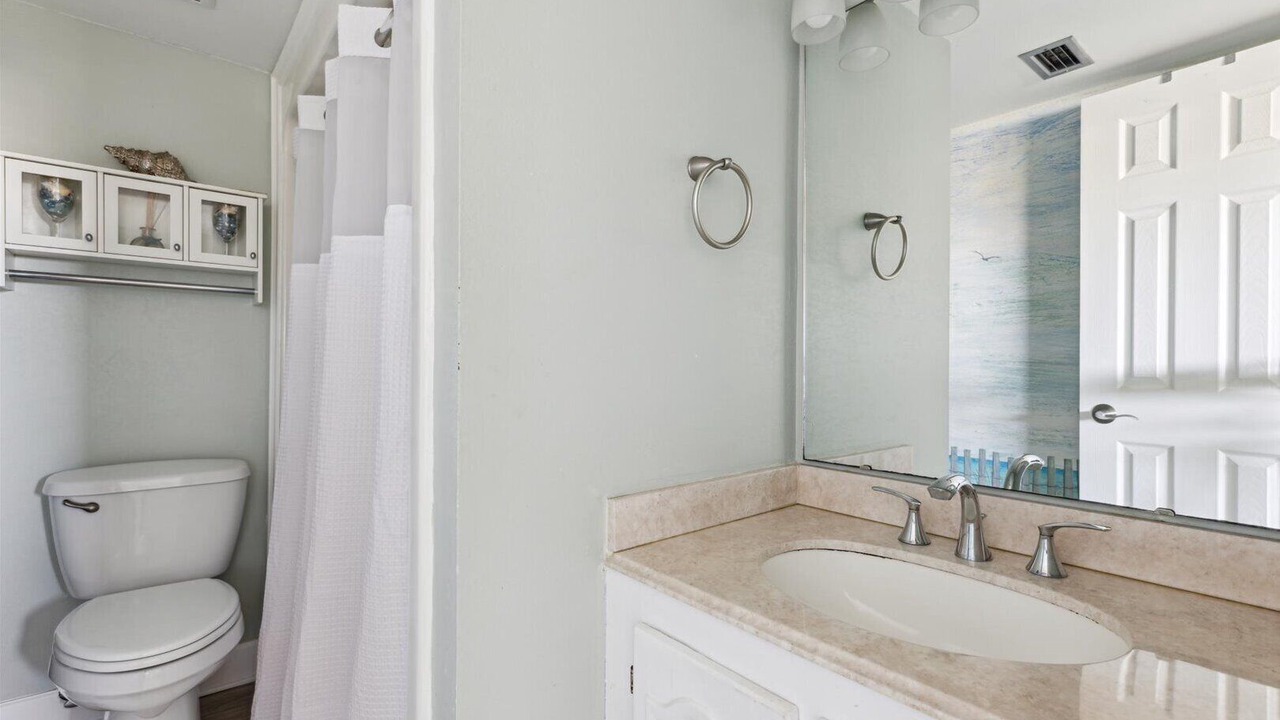 Photo of Bathroom in Avon By The Sea