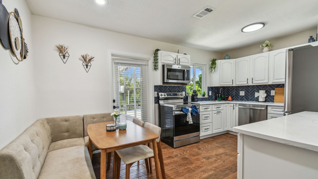 Photo of Kitchen in Bay Crest Park