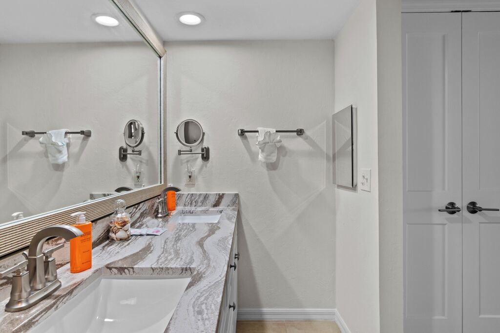 Photo of Bathroom in Sanibel