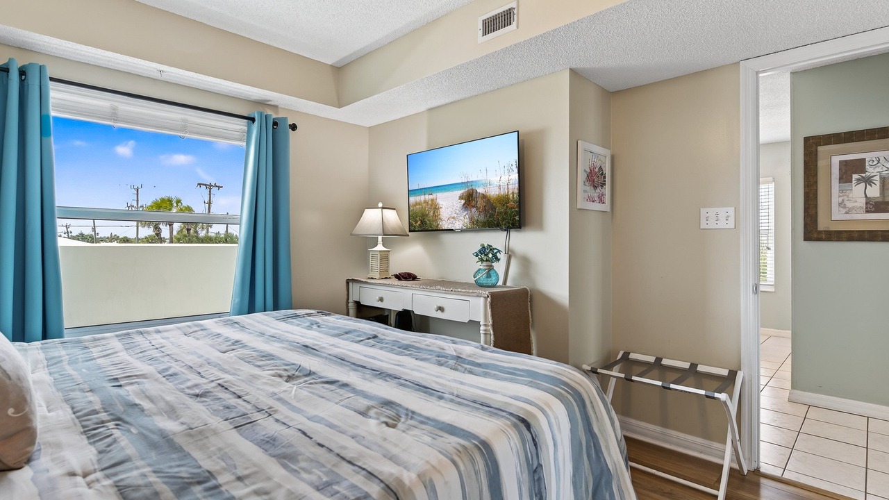Photo of Bedroom in Seawinds Condo