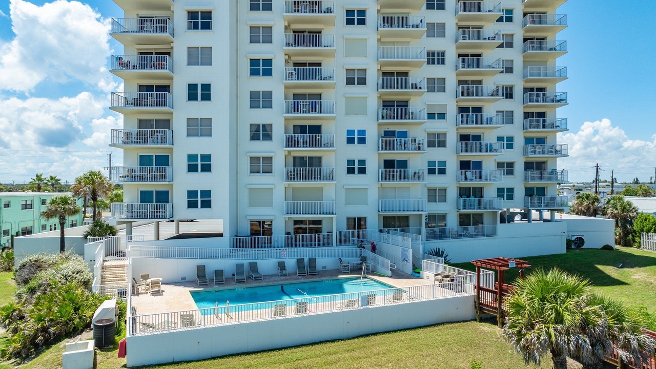 Photo of Outdoor in Seawinds Condo