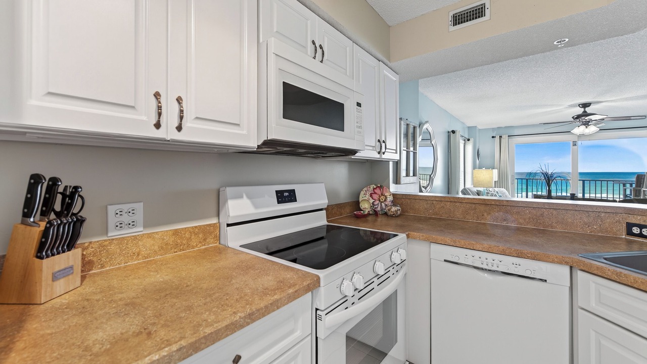 Photo of Kitchen in Seawinds Condo