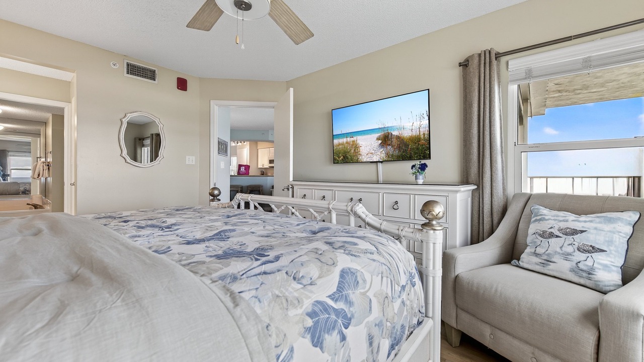 Photo of Bedroom in Seawinds Condo
