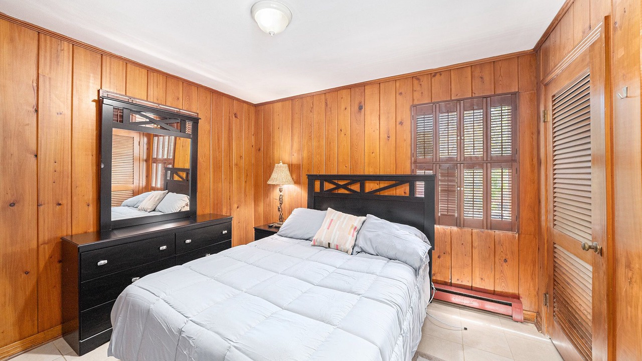 Photo of Bedroom in Davis Islands