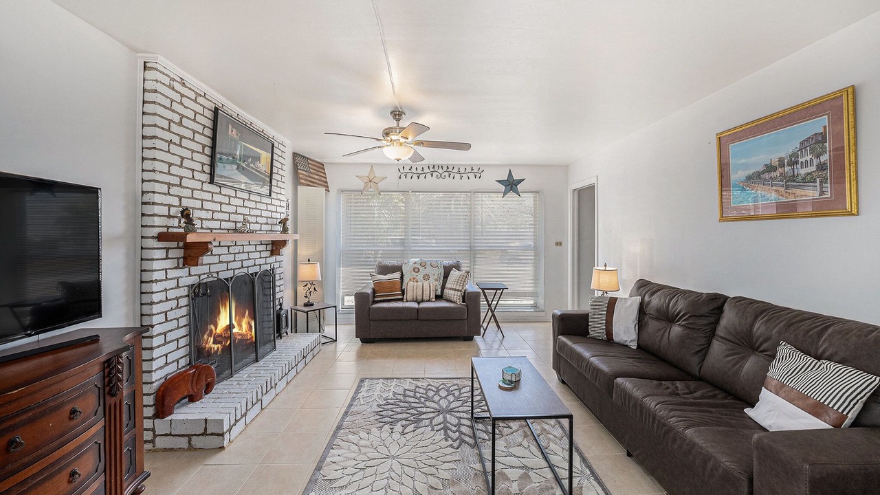 Photo of Livingroom in Davis Islands