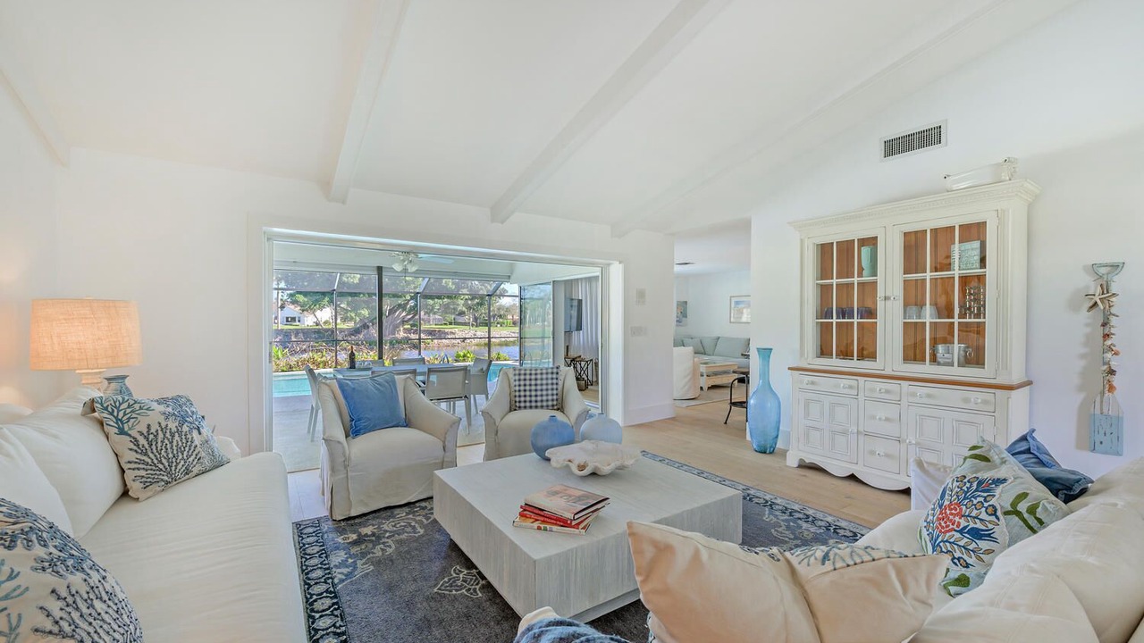 Photo of Livingroom in Lely Golf Estates