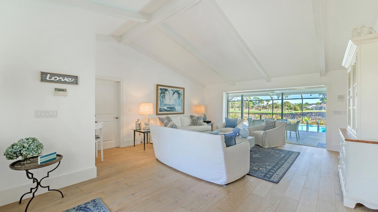 Photo of Livingroom in Lely Golf Estates