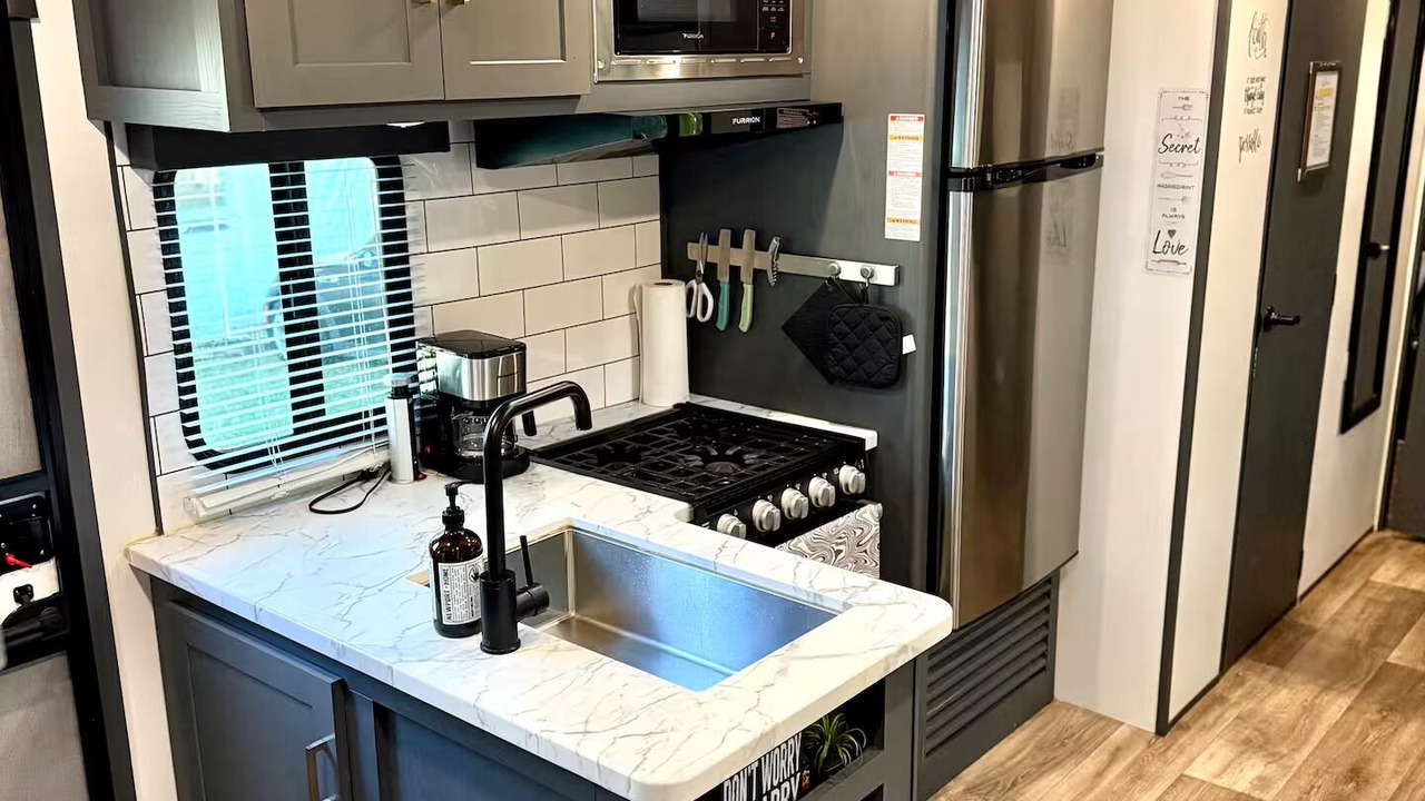 Photo of Kitchen in Downtown Zephyrhills