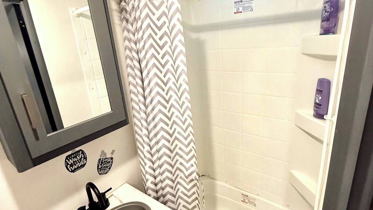 Photo of Bathroom in Downtown Zephyrhills