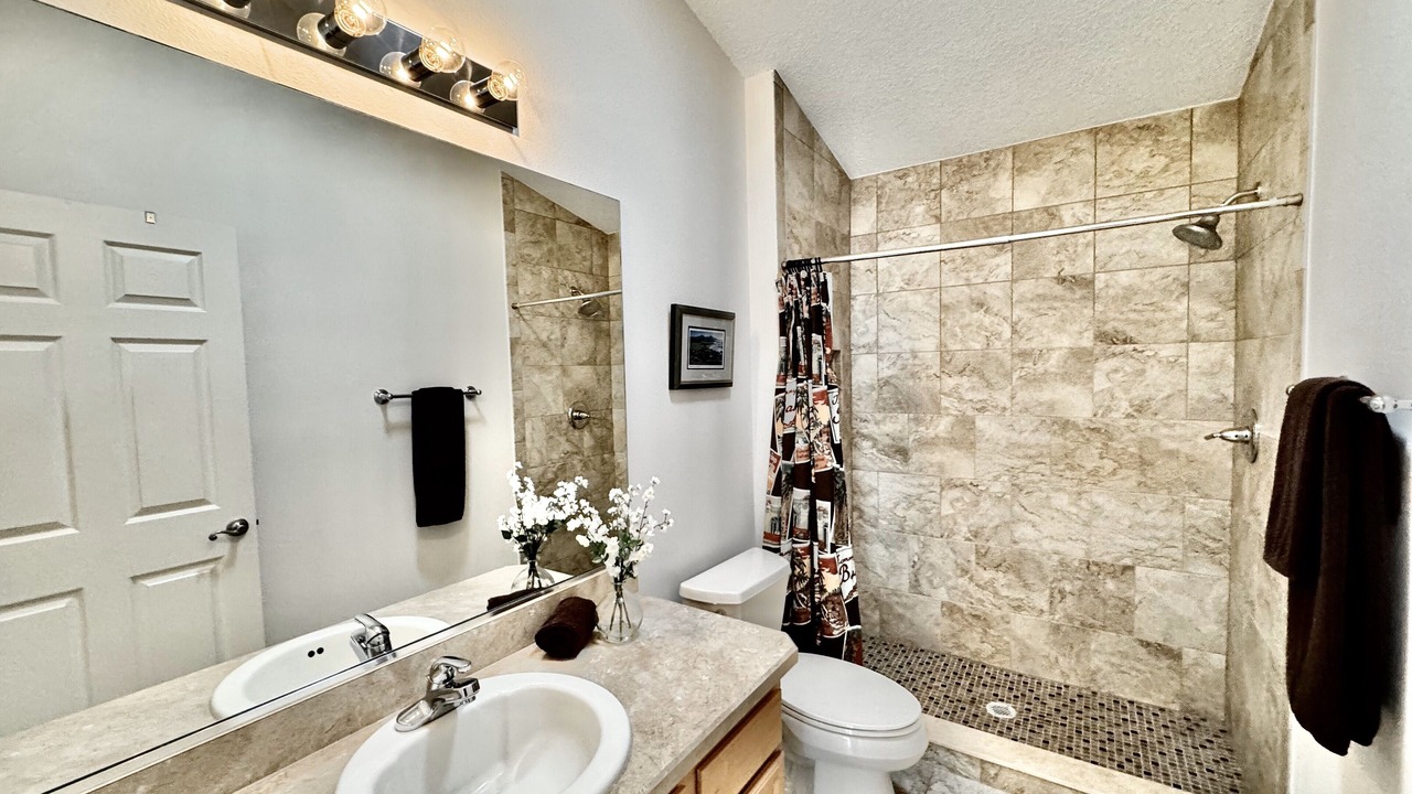 Photo of Bathroom in Virginia Trace