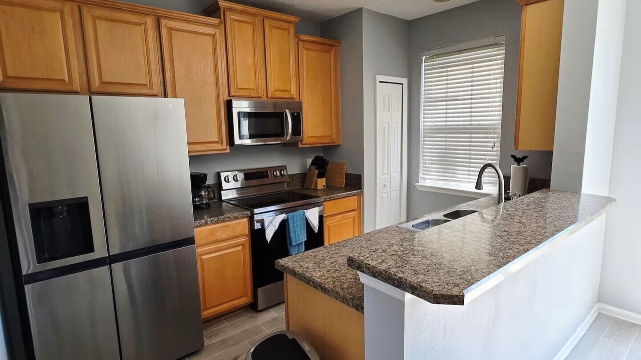 Photo of Kitchen in OakLeaf Plantation