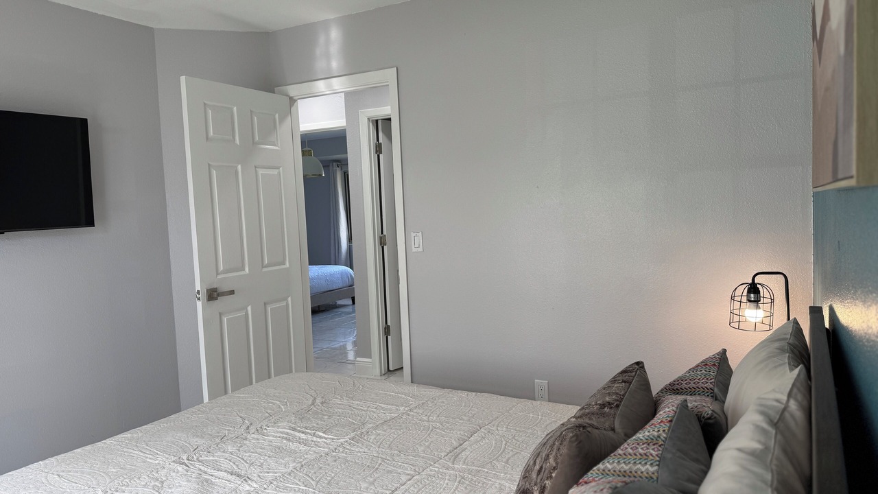 Photo of Bedroom in Florida Ridge