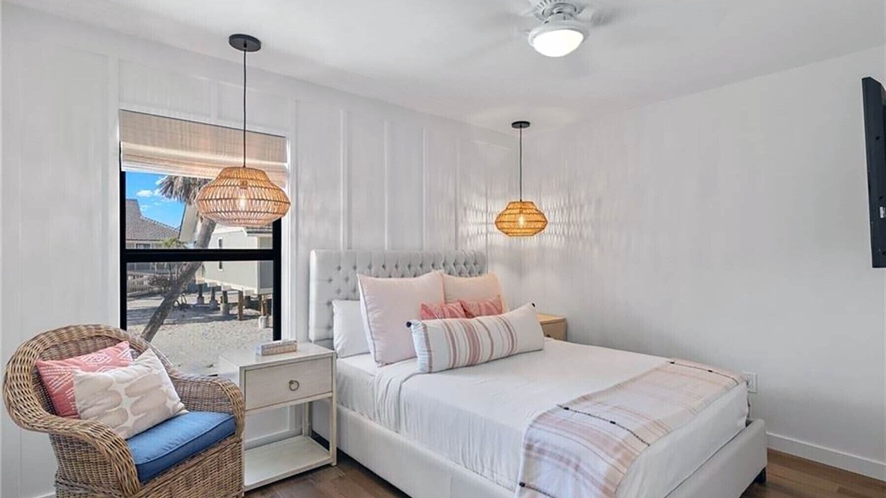 Photo of Bedroom in Captiva