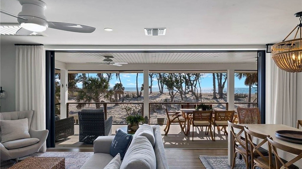 Photo of Livingroom in Captiva