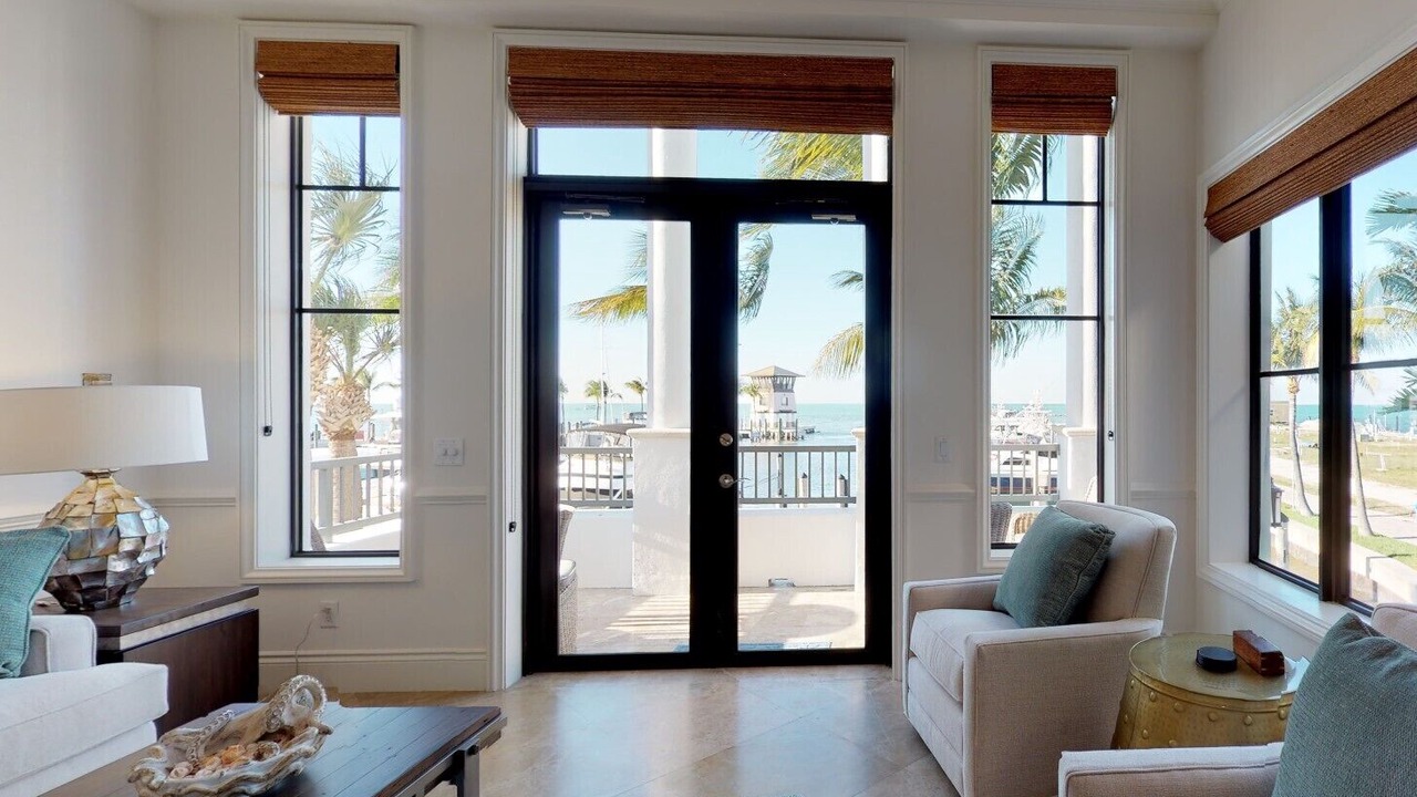 Photo of Livingroom in Marathon