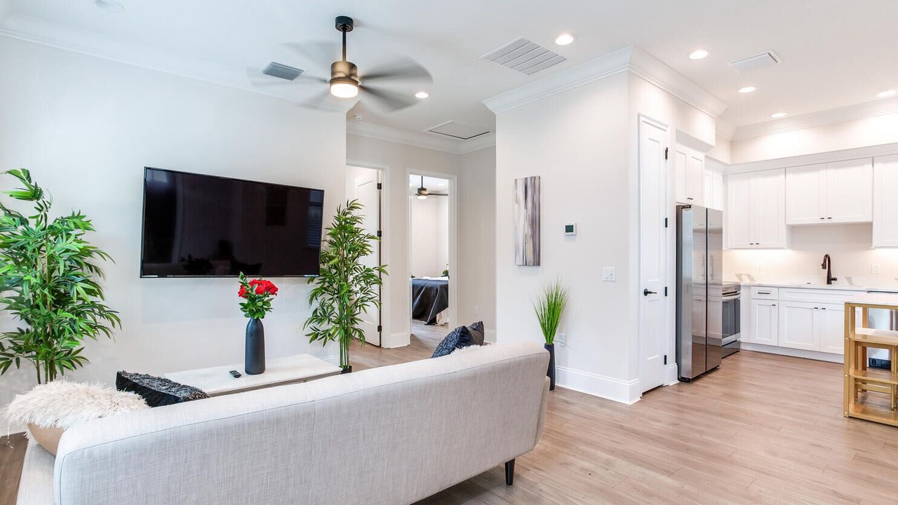 Photo of Livingroom in Fish Hawk