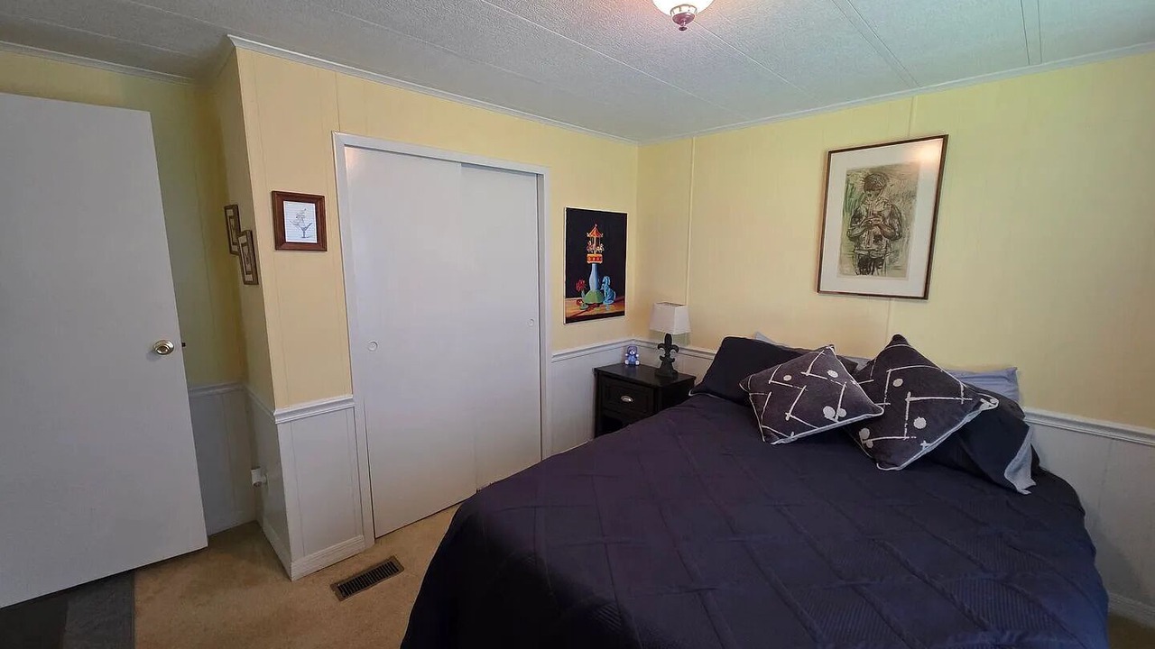 Photo of Bedroom in Melrose
