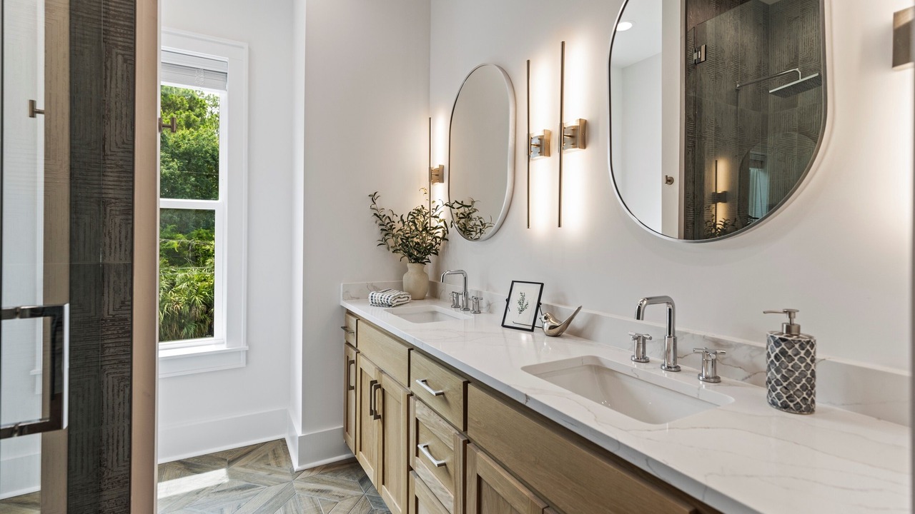 Photo of Bathroom in Laguna Beach