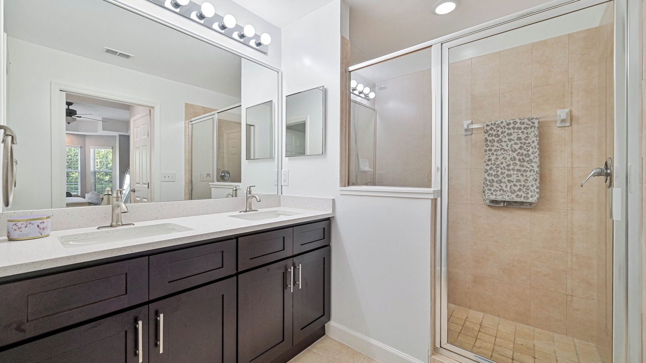 Photo of Bathroom in Majestic Palms