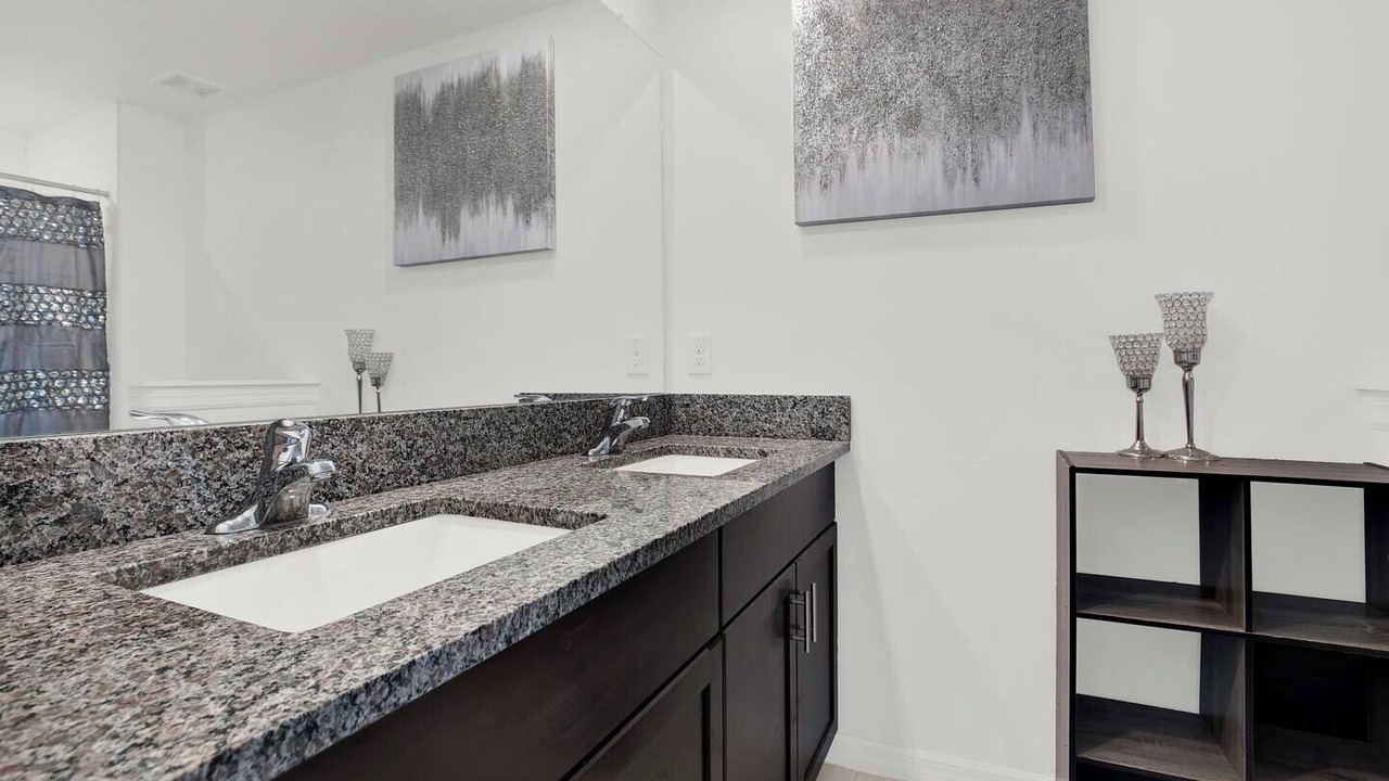 Photo of Bathroom in Balm