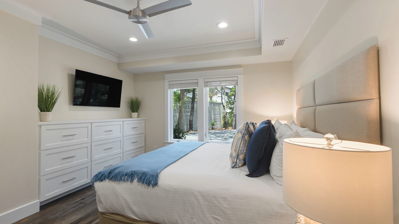 Photo of Bedroom in Seagrove Beach