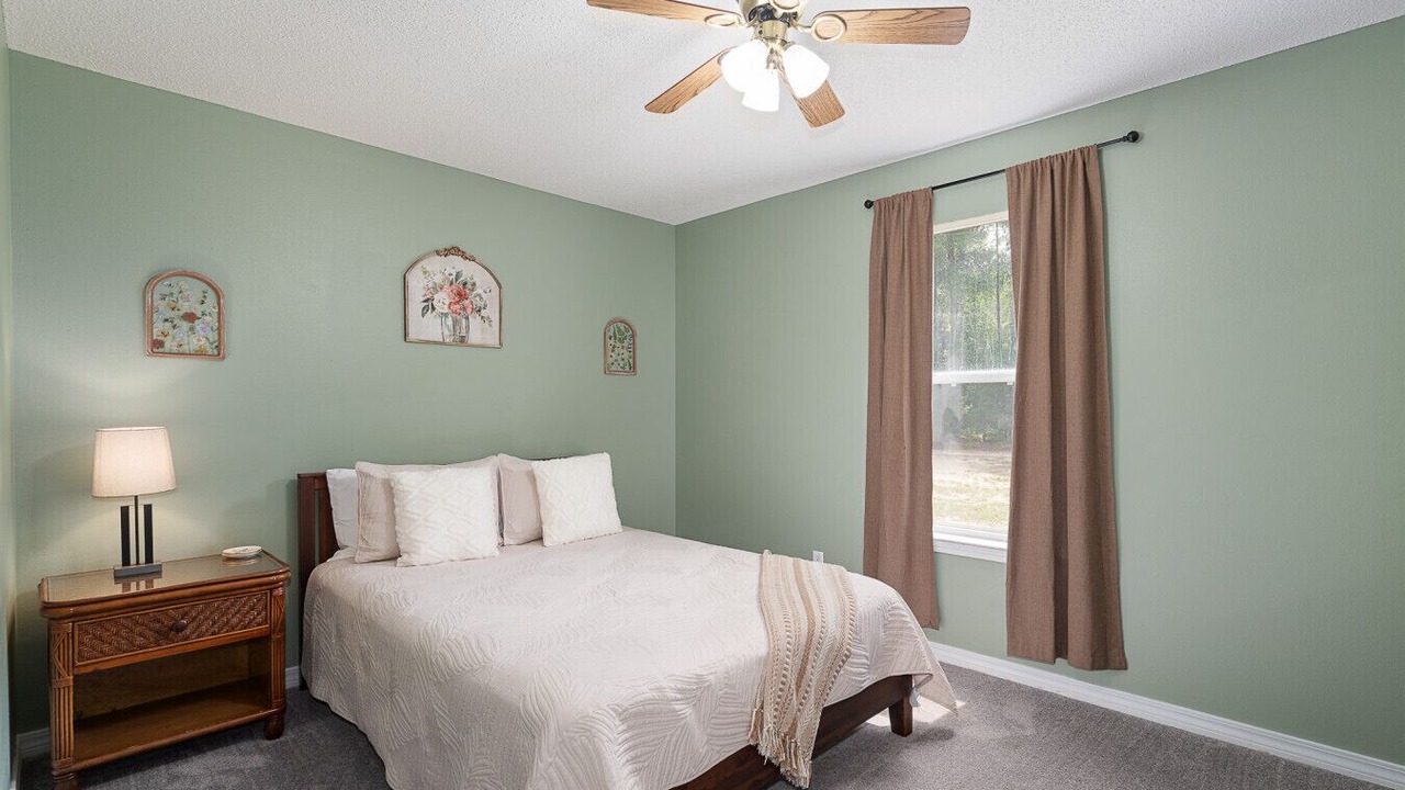 Photo of Bedroom in Crestview
