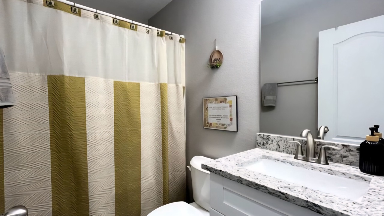 Photo of Bathroom in Citrus Springs