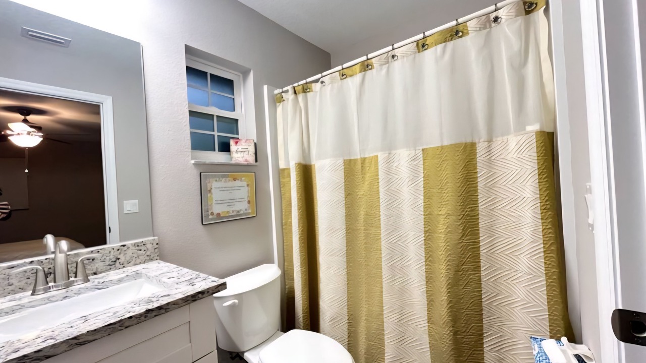 Photo of Bathroom in Citrus Springs