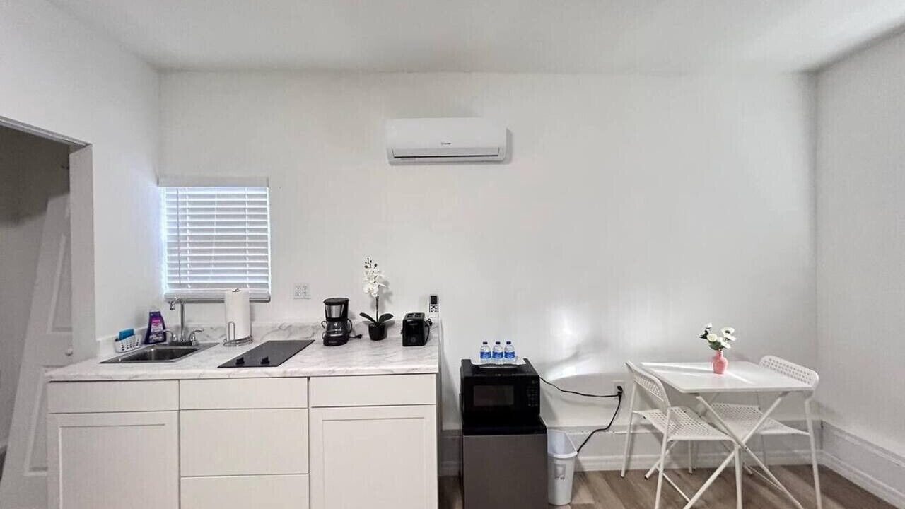 Photo of Kitchen in United Central