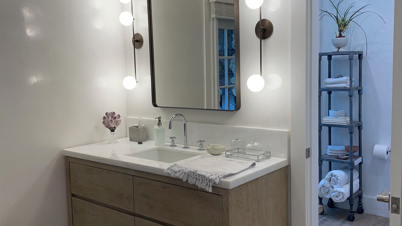 Photo of Bathroom in Southwest Coconut Grove