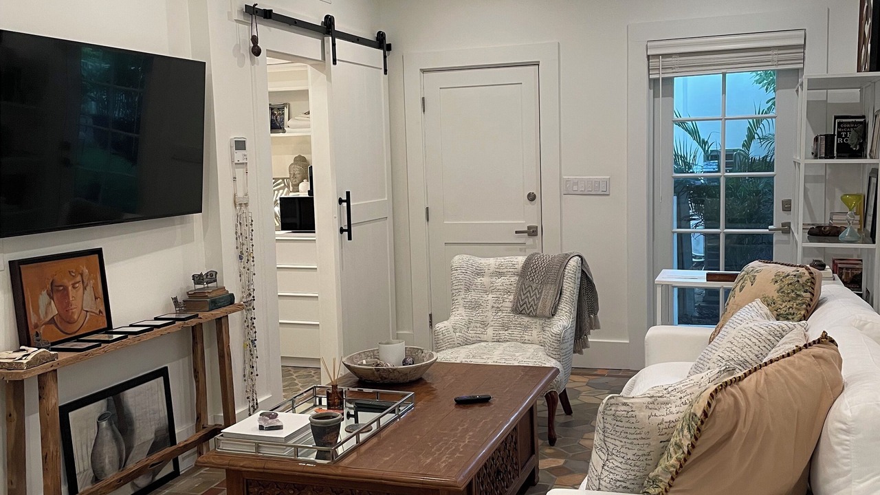 Photo of Livingroom in Southwest Coconut Grove
