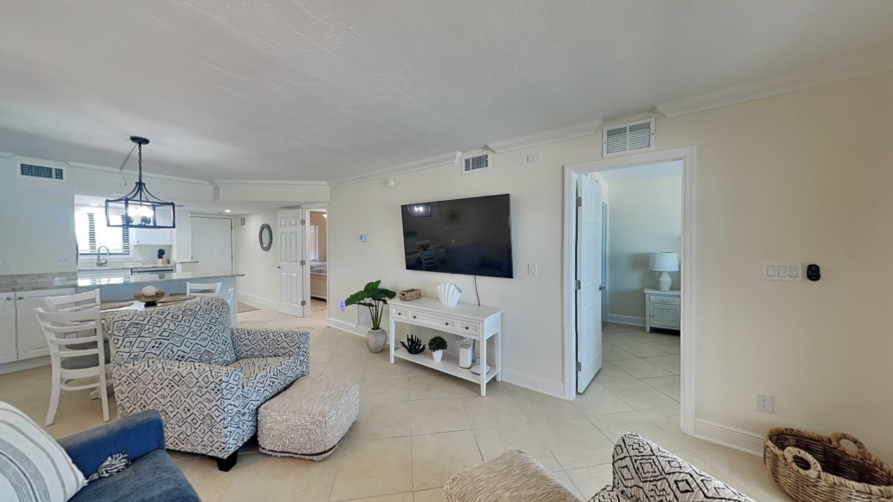 Photo of Livingroom in Mid Island