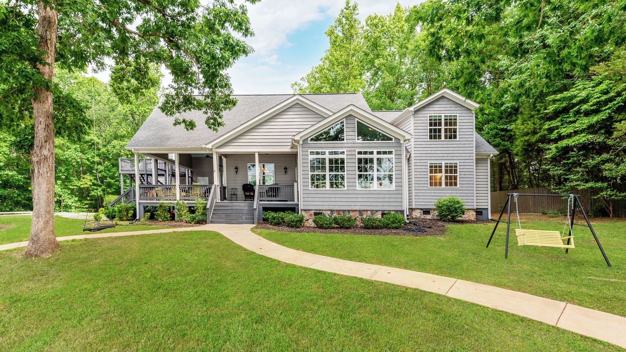 Photo of Outdoor in Clover