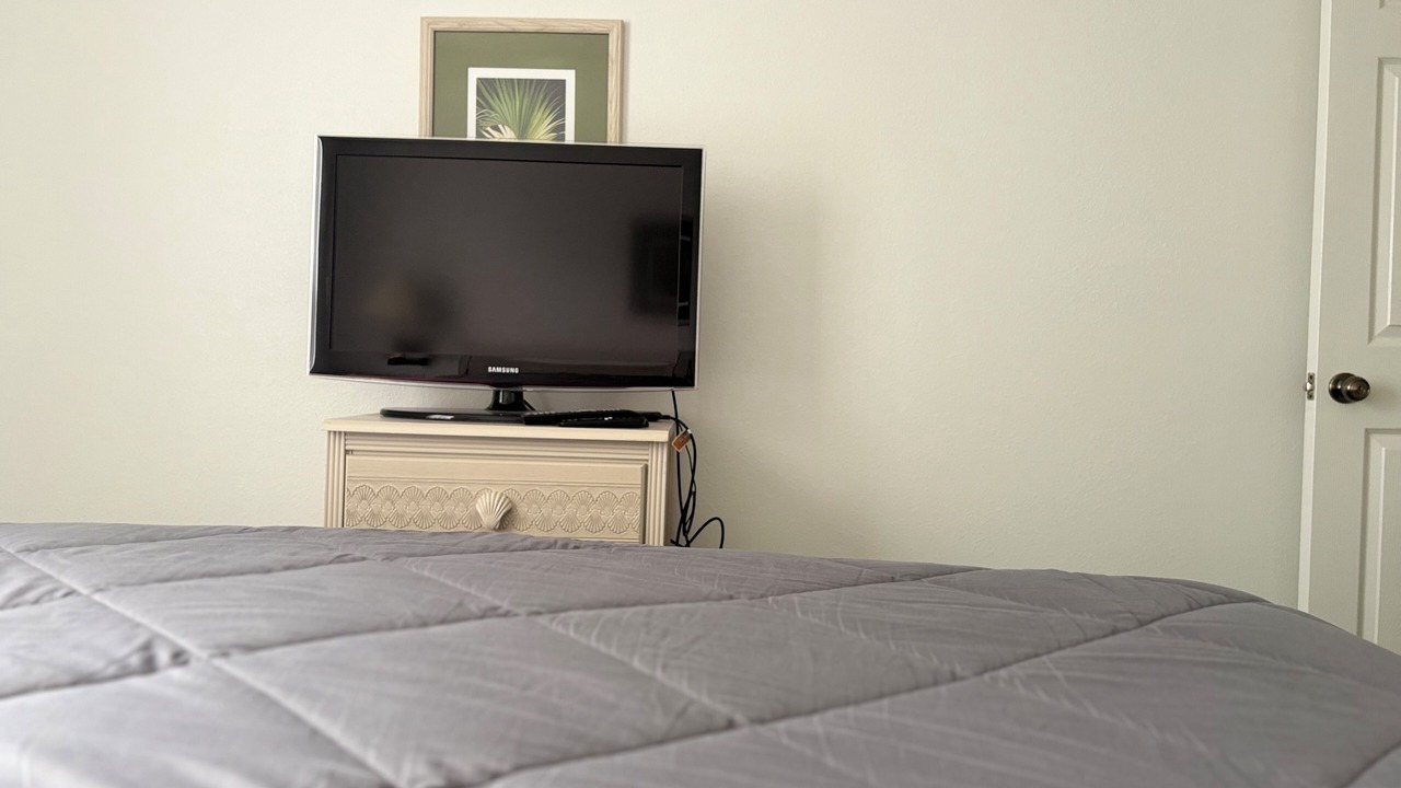Photo of Bedroom in Crystal Cove