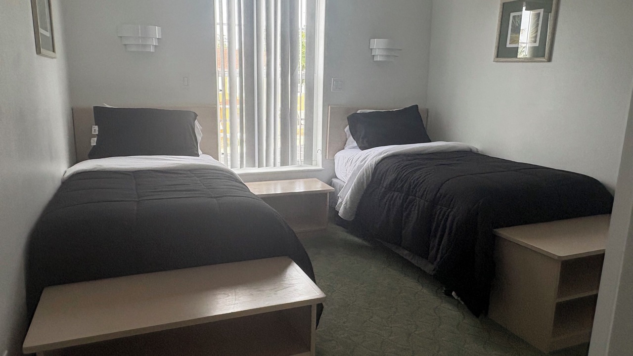 Photo of Bedroom in Crystal Cove
