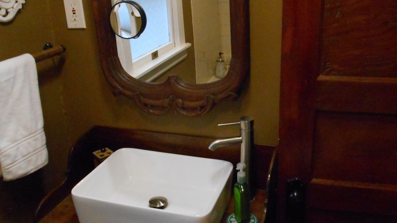 Photo of Bathroom in Howey-in-the-Hills