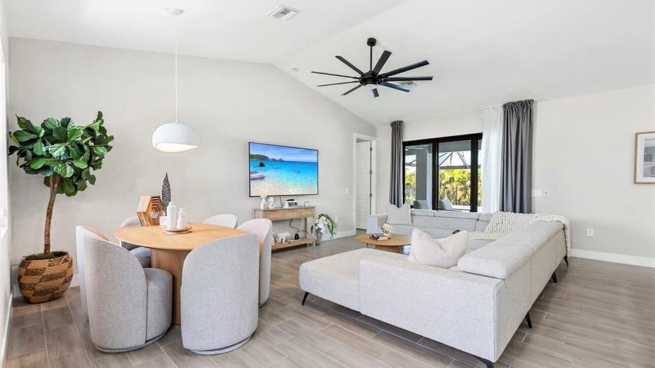 Photo of Livingroom in Bonita Springs