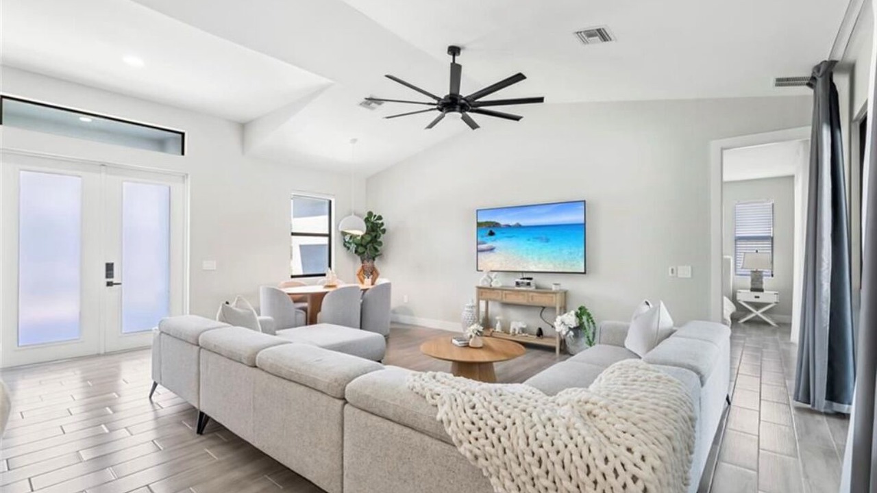 Photo of Livingroom in Bonita Springs